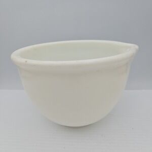 Vintage Glasbake Sunbeam Mixing Bowl Pour‎ Spout White Milk Glass 6X4.5 Used